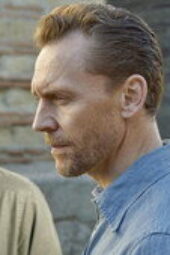 Nonton Film Pompeii: Out of Time with Tom Hiddleston Season 1 Episode 1 Terbaru